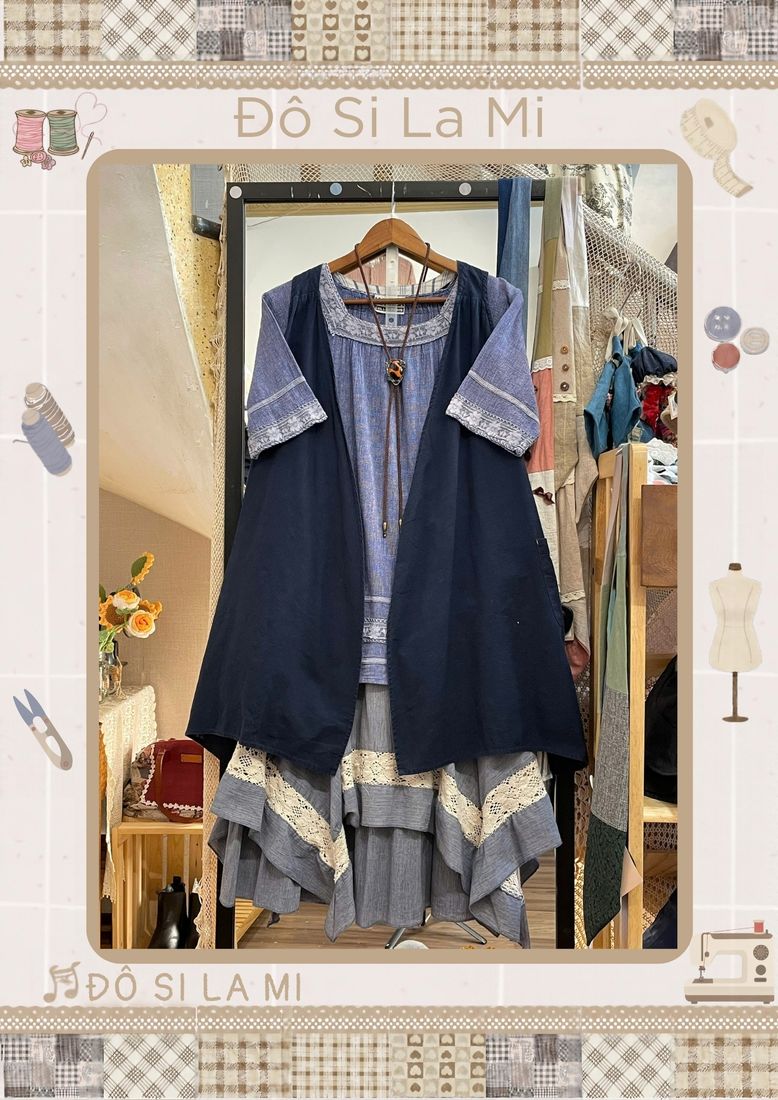 Áo khoác xanh navy phối đầm sọc xanh navy